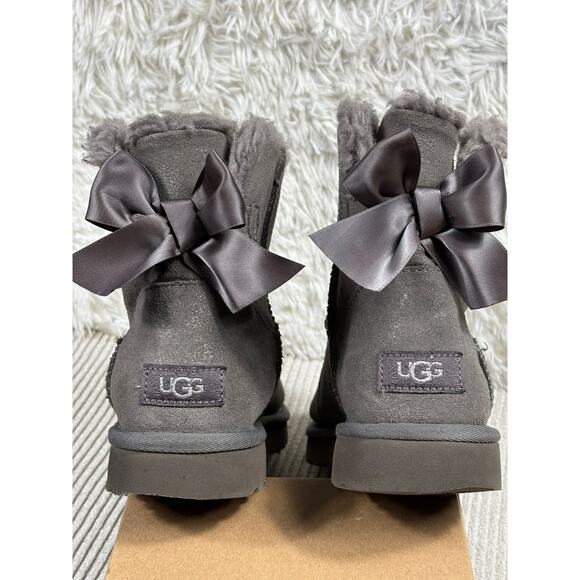 UGG Women's Mini Bailey Bow Glimmer Grey Sparkle Boots Size 8 Stye 1125795 - Picture 3 of 9